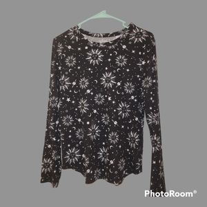 No Boundaries Moon design long sleeve shirt